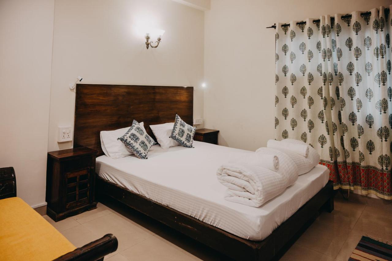 Horn Ok Please Hostel Jaipur Eksteriør bilde